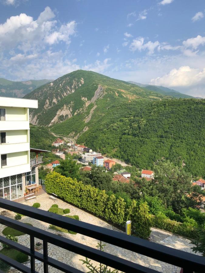 Hotel Bujtina Vrenezi Peshkopi Exterior foto